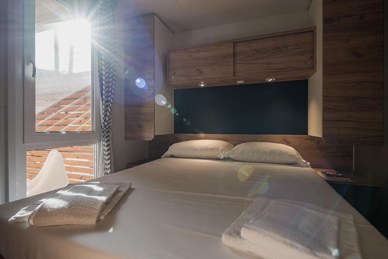 ซาลิเช คลับ รีสอร์ต Hotel มารินา ดิ เซียโวเนีย ภายนอก รูปภาพ